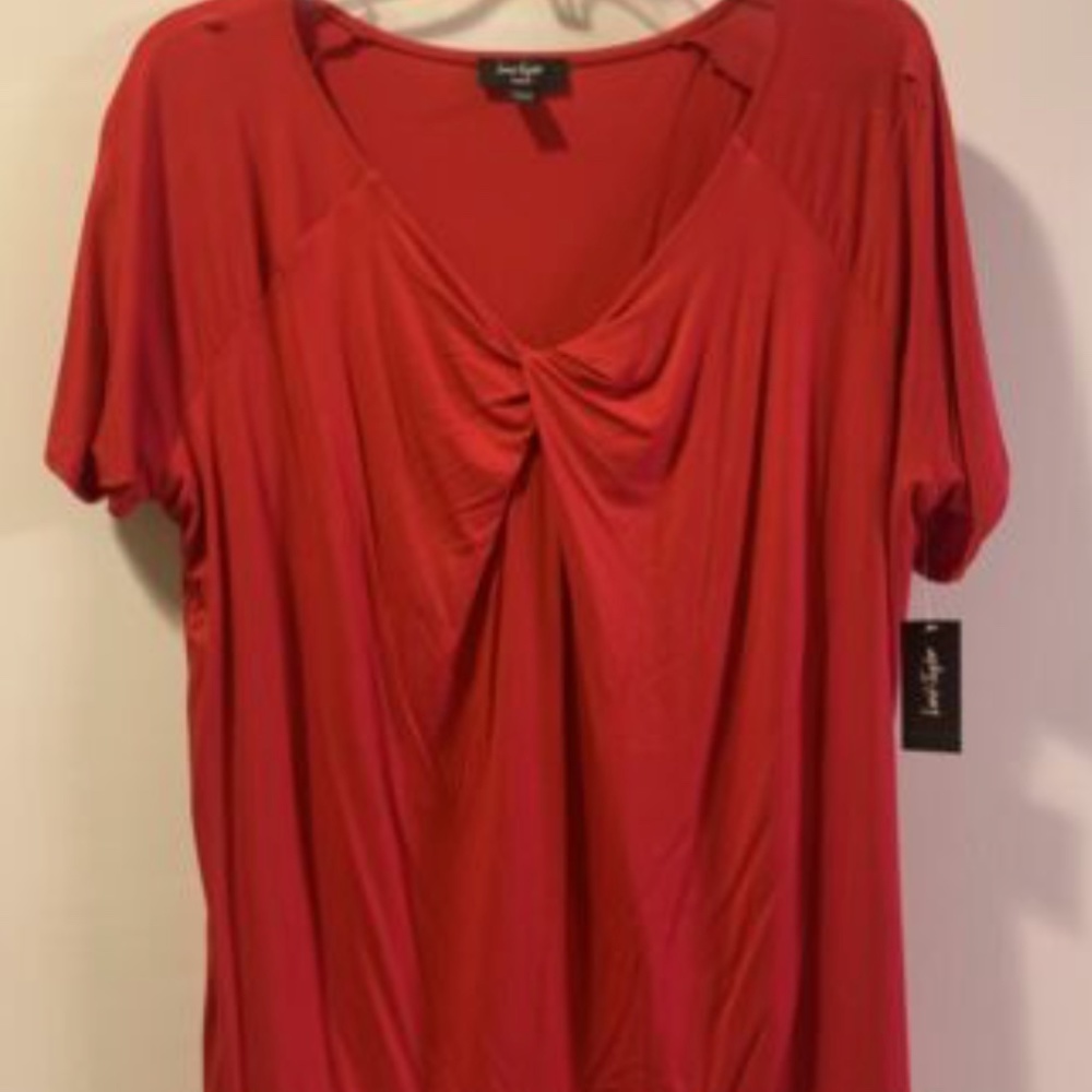 NWT 1X Plus Size Red Lord And Taylor Short Sleeved Shirt